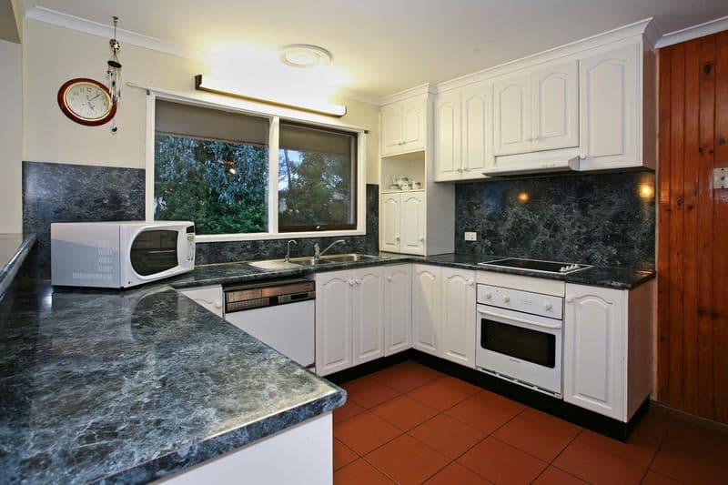 13 Challambra Crescent, HIGHTON VIC 3216, Highton - Thumbnail 6