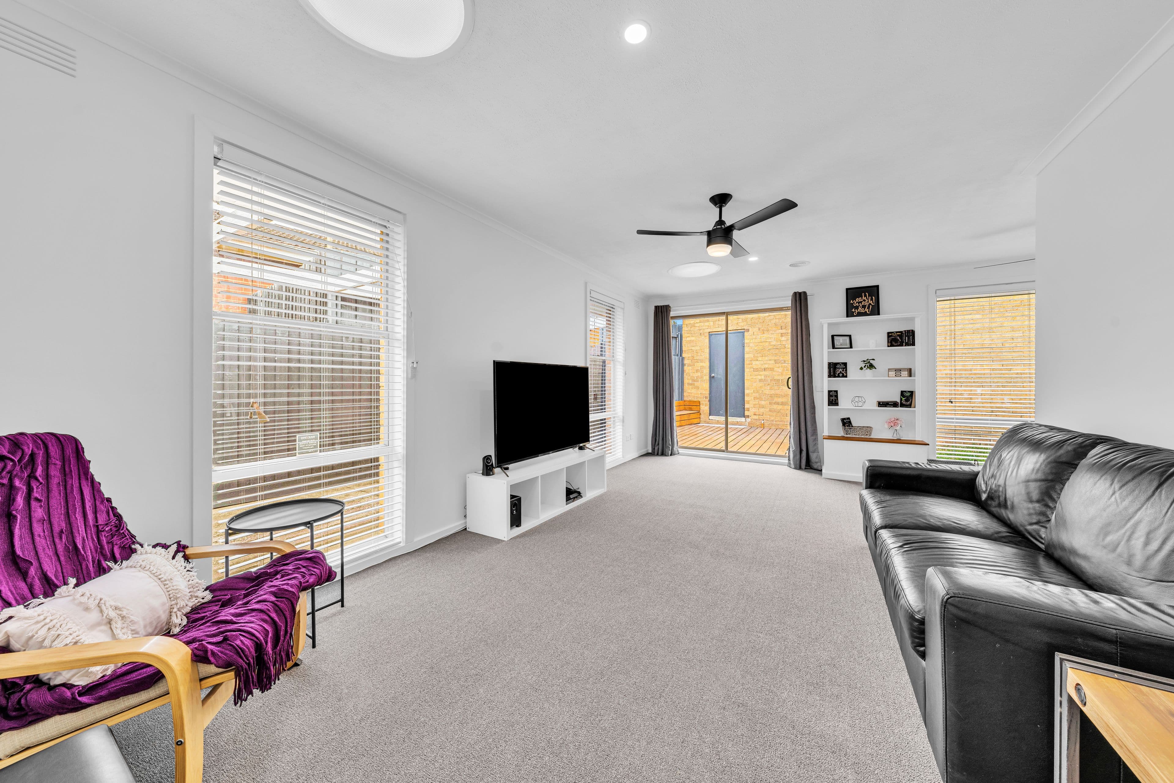 111 Rosemary Crescent, Frankston North VIC 3200, Frankston North - Thumbnail 4