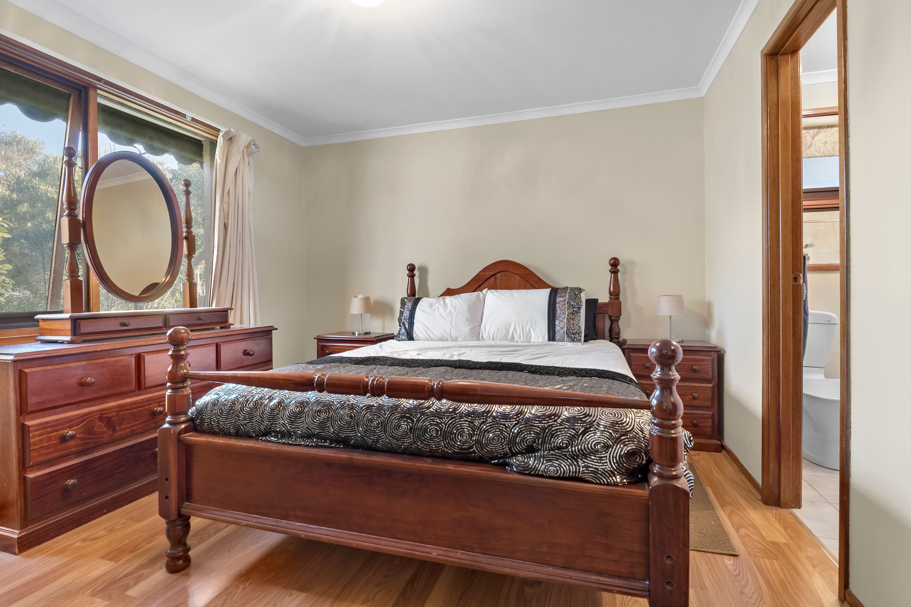 27 Glenview Crescent, Frankston VIC 3199, Frankston - Thumbnail 5