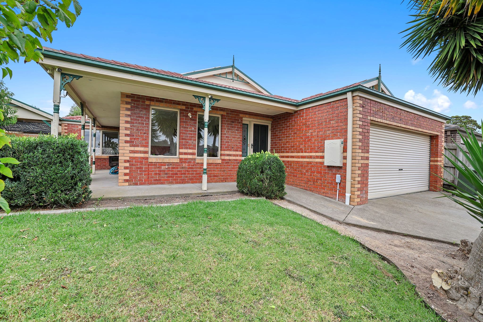 8A Hatfield Drive, Drouin VIC 3818, Drouin - Image 1