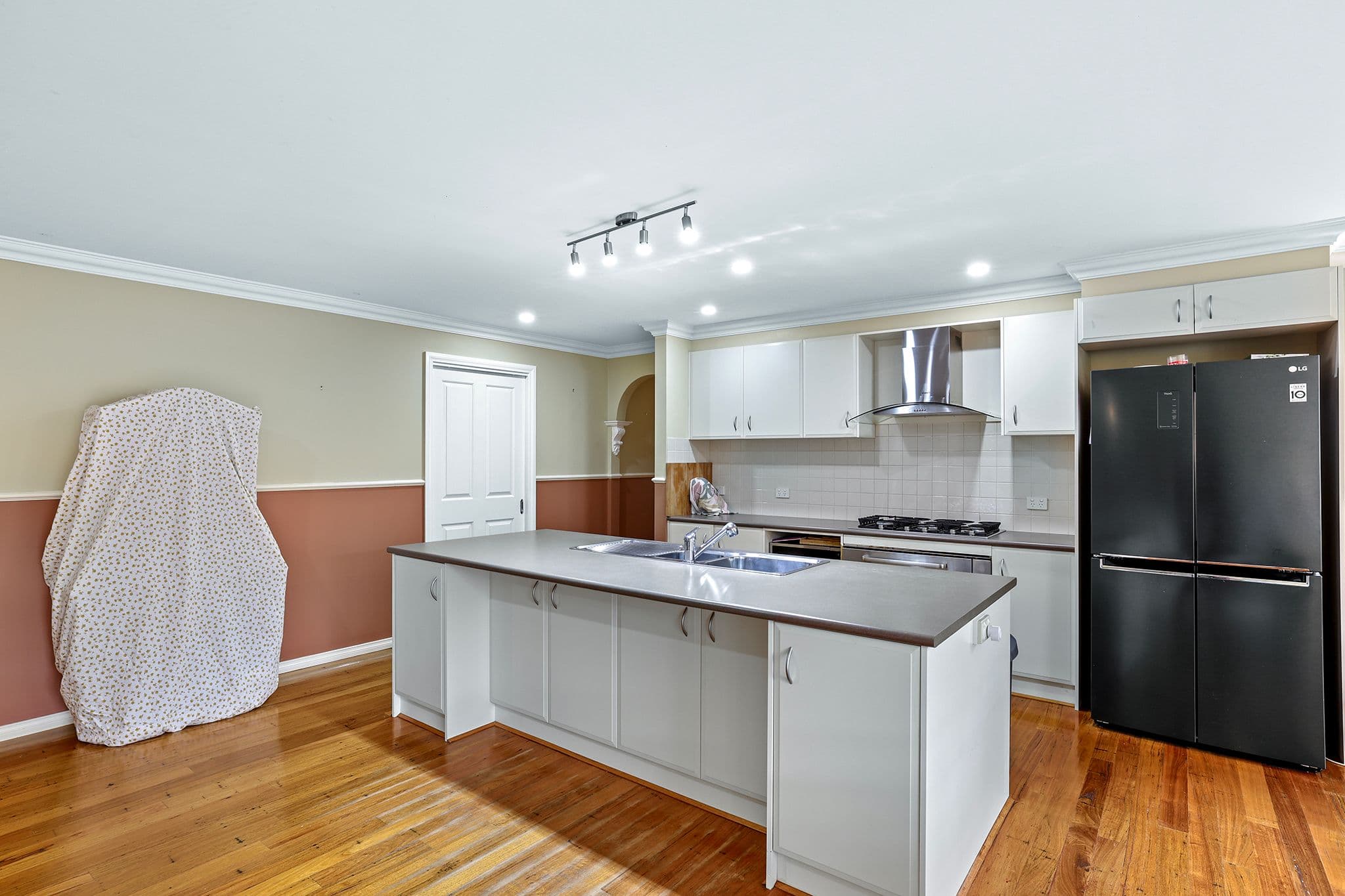 8A Hatfield Drive, Drouin VIC 3818, Drouin - Thumbnail 4