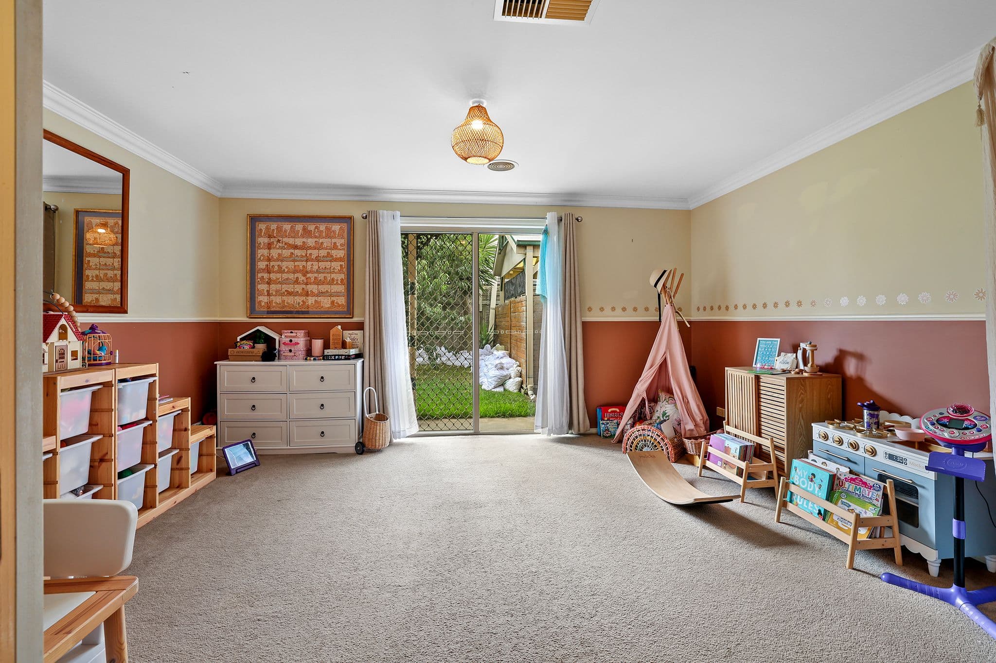 8A Hatfield Drive, Drouin VIC 3818, Drouin - Thumbnail 5