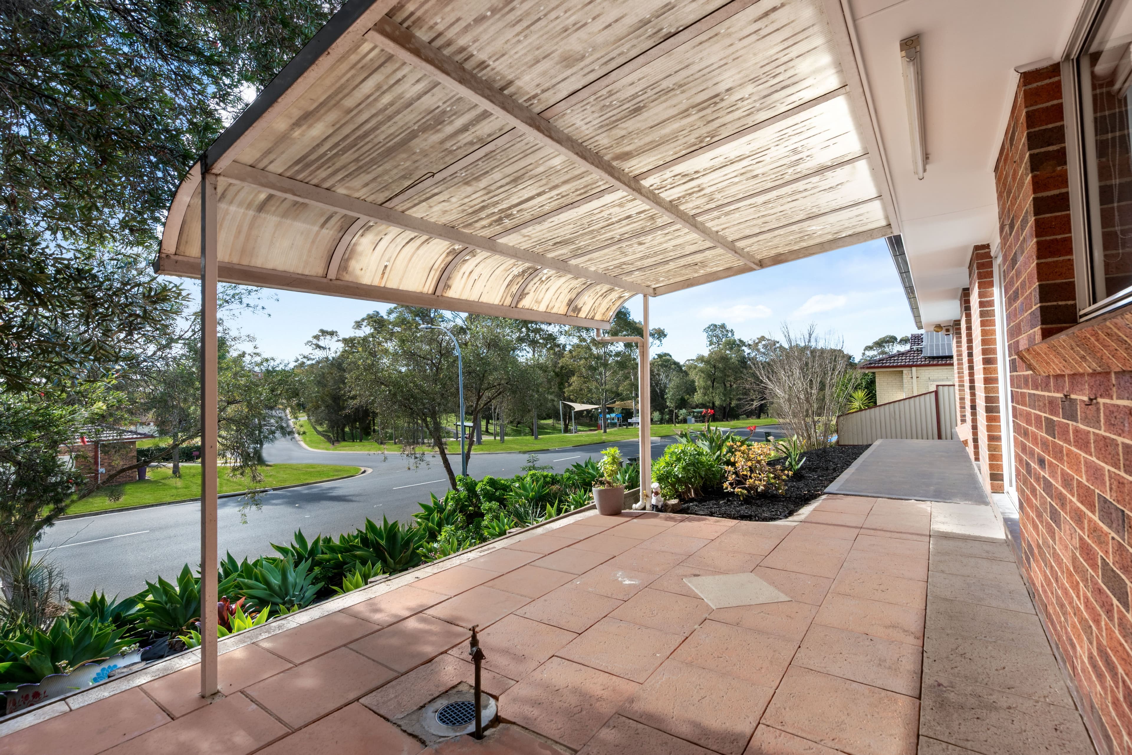 82 Cleopatra Drive, Rosemeadow NSW 2560, Rosemeadow - Thumbnail 6