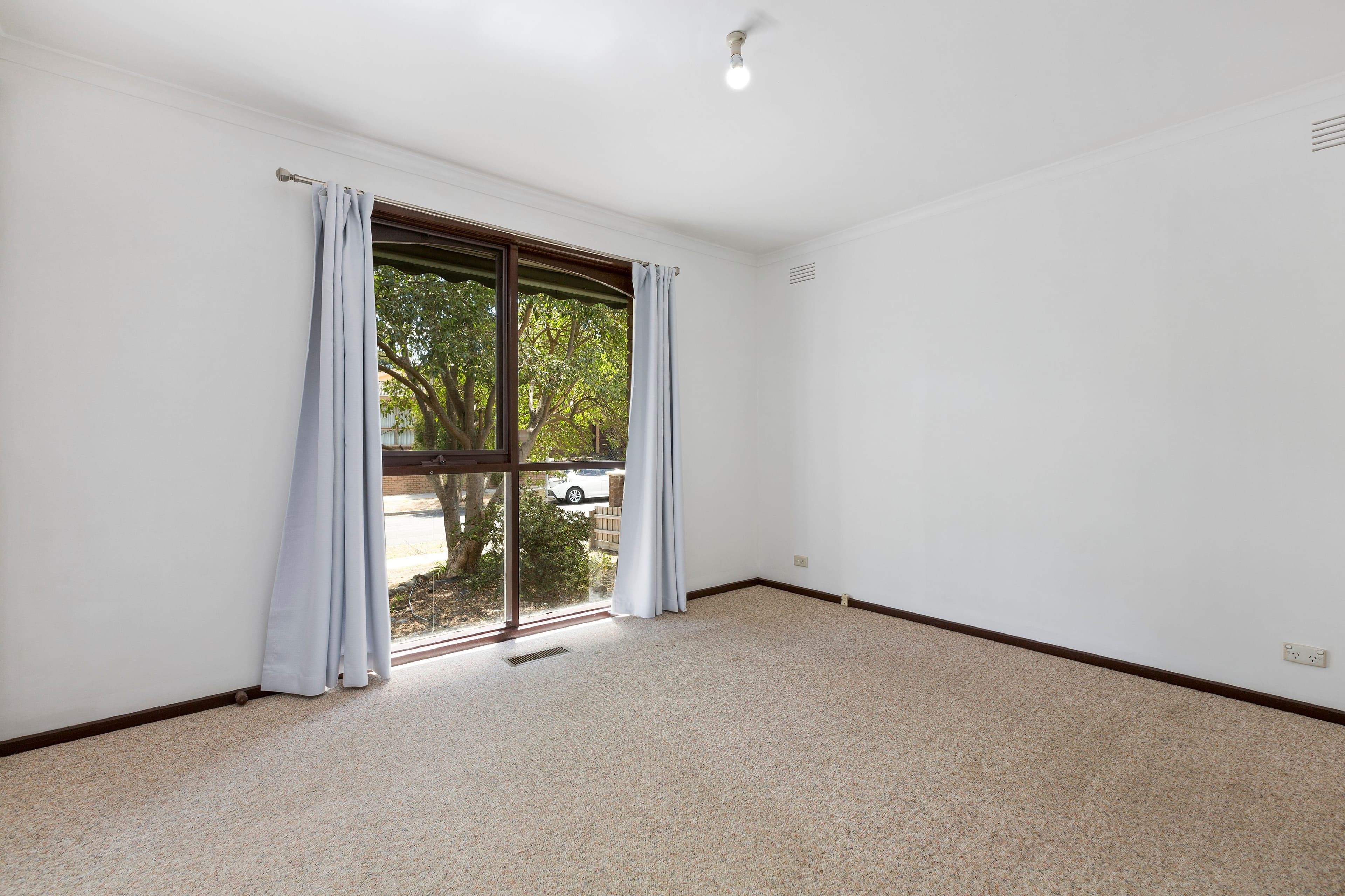 11 Hertford Road, Doncaster East VIC 3109, Doncaster East - Thumbnail 4