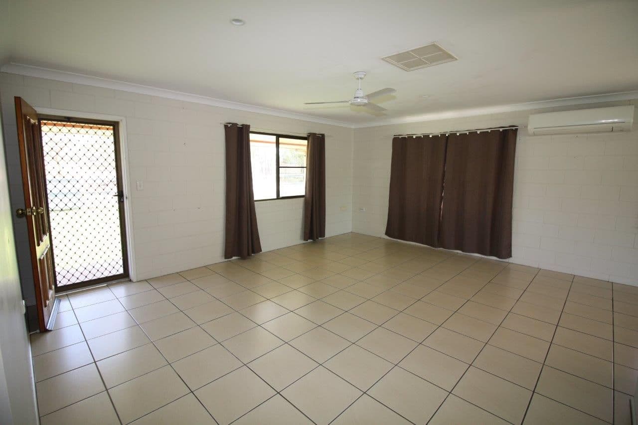 121 Wellington Road, Southern Cross QLD 4820, Southern Cross - Thumbnail 4
