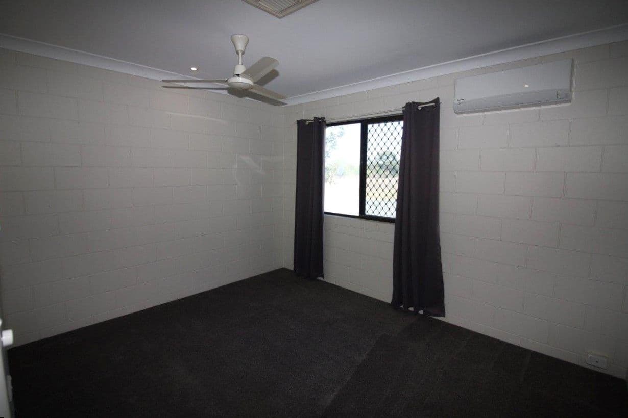 121 Wellington Road, Southern Cross QLD 4820, Southern Cross - Thumbnail 7