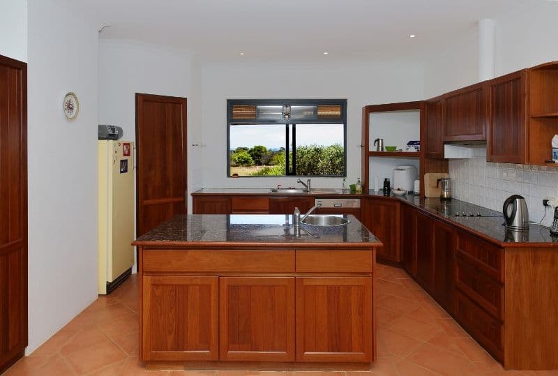 332 Sutcliffe Road, WAGGRAKINE WA 6530, Waggrakine - Thumbnail 2