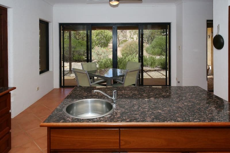 332 Sutcliffe Road, WAGGRAKINE WA 6530, Waggrakine - Thumbnail 3