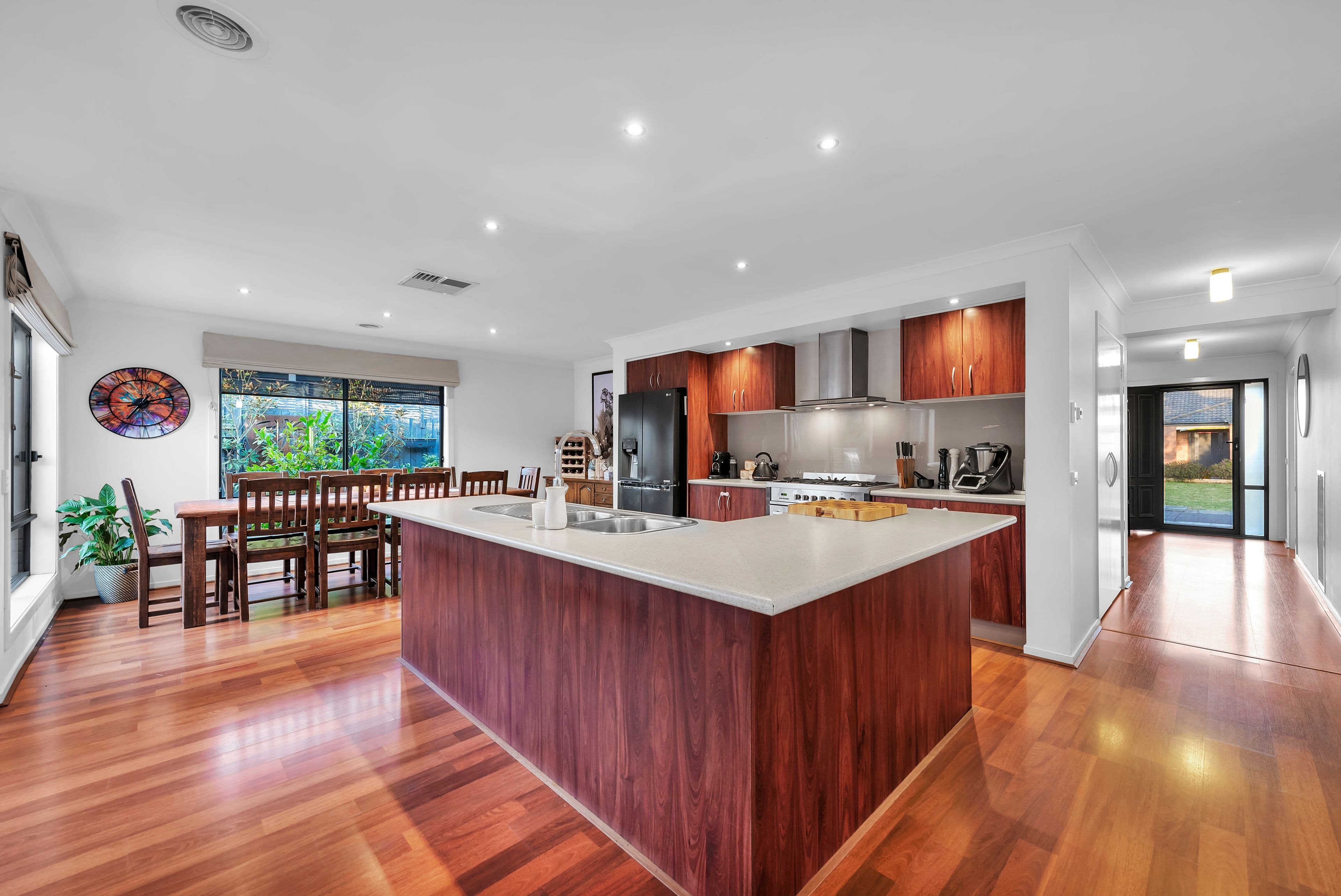 7 Caropepe Avenue, Pakenham VIC 3810, Pakenham - Thumbnail 4