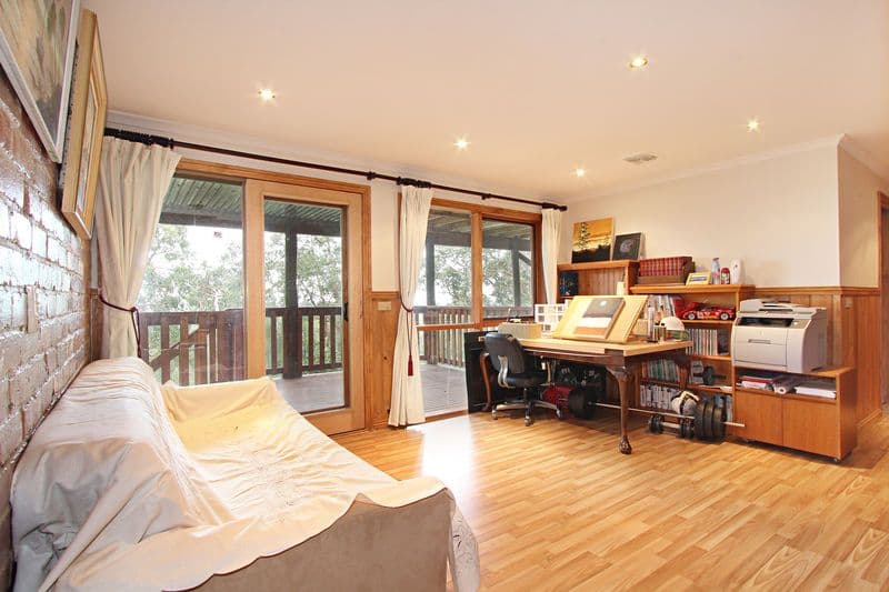 34 Heath Avenue, FERNTREE GULLY VIC 3156, Ferntree Gully - Thumbnail 4