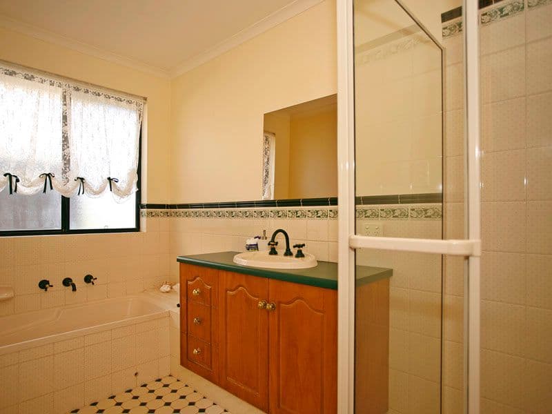 30 Dalkeith Road, SEAFORD RISE SA 5169, Seaford Rise - Thumbnail 7
