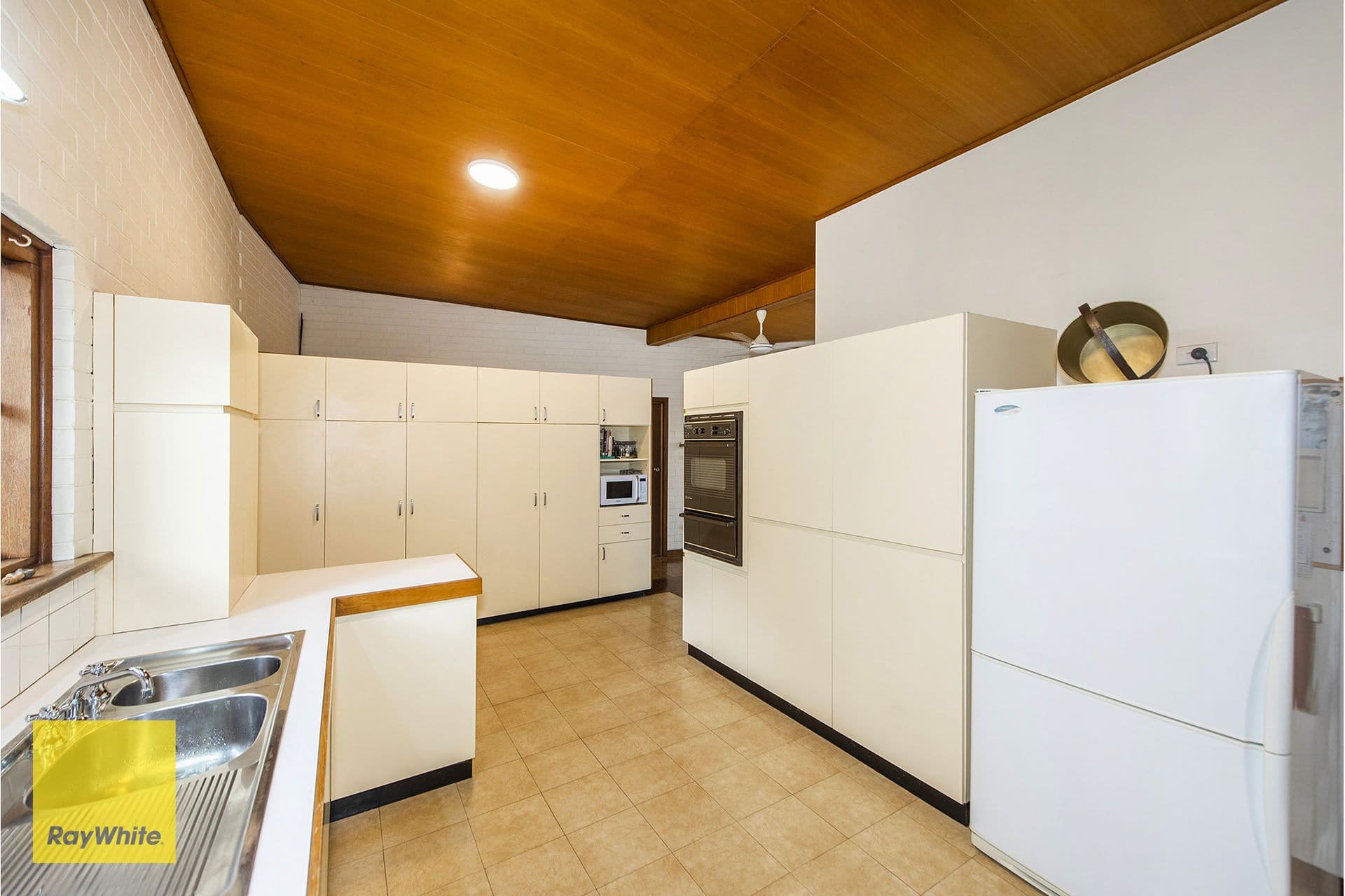 27 Marion Way, Gooseberry Hill WA 6076, Gooseberry Hill - Thumbnail 5