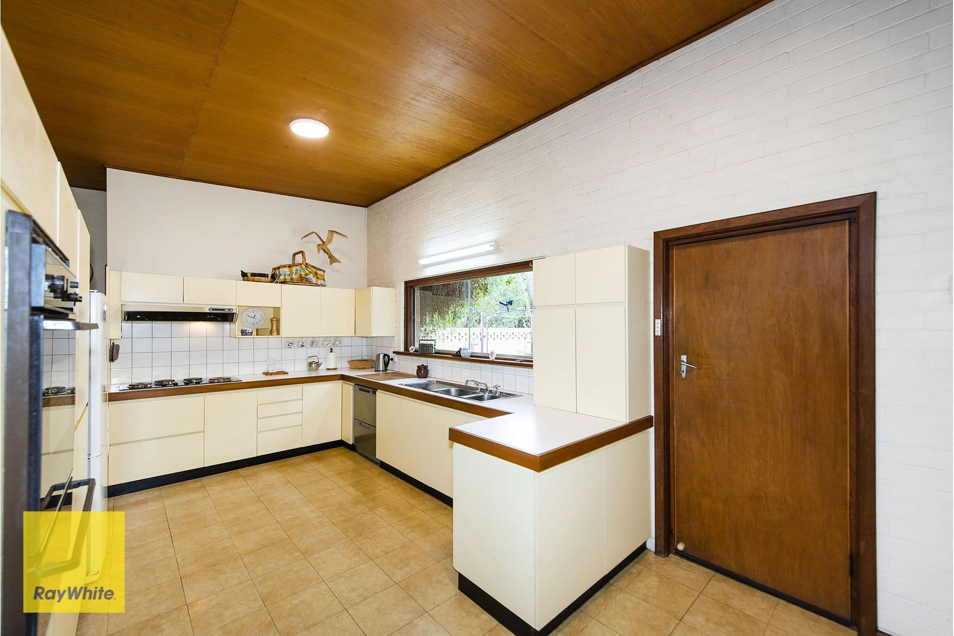 27 Marion Way, Gooseberry Hill WA 6076, Gooseberry Hill - Thumbnail 7