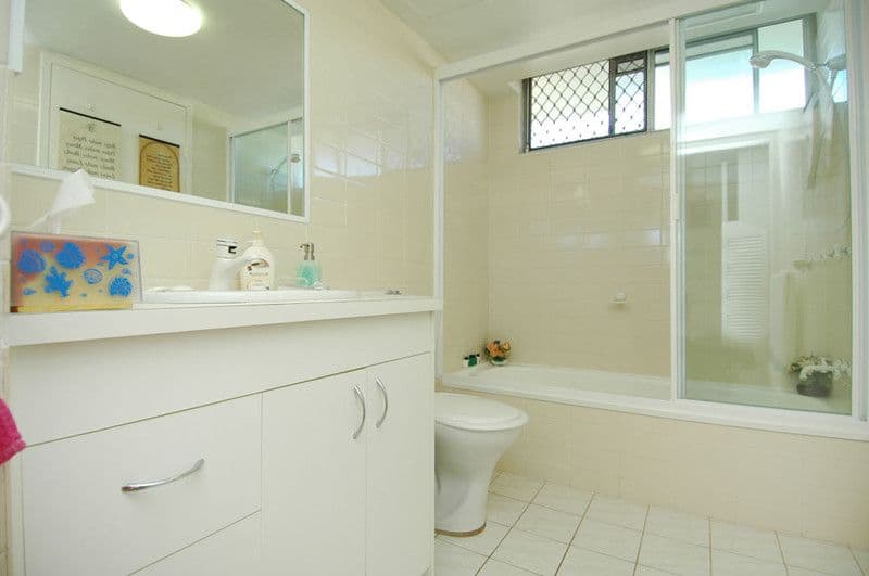 5 `Wirringa Sands' Francis Street, MERMAID BEACH QLD 4218, Mermaid Beach - Thumbnail 8