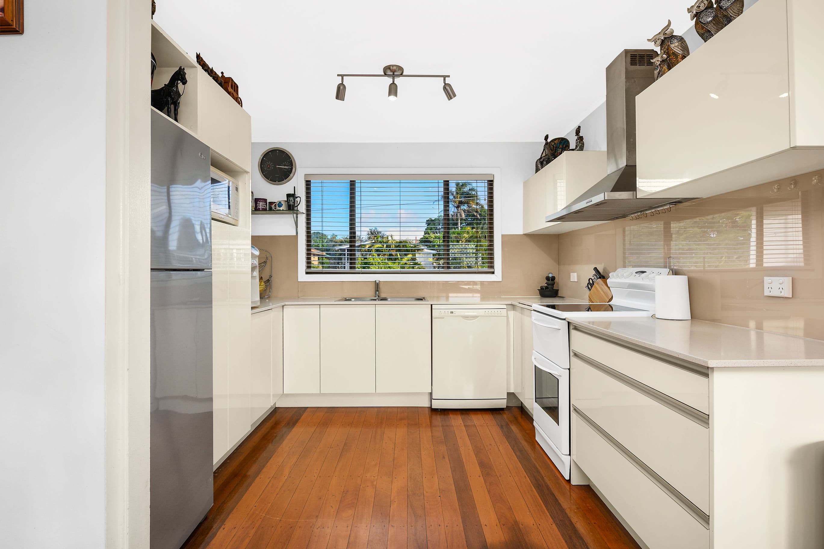 26 Kurrowah Crescent, Margate QLD 4019, Margate - Thumbnail 2