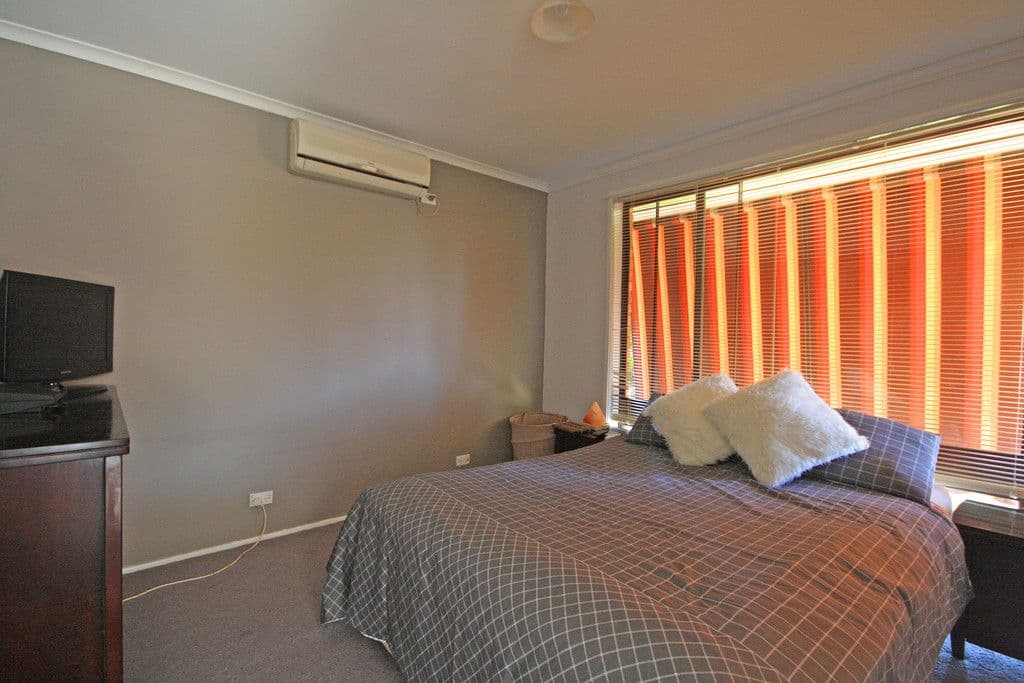 18 Burford Street, Minto - Thumbnail 5