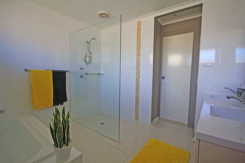 18 Burford Street, Minto - Thumbnail 7