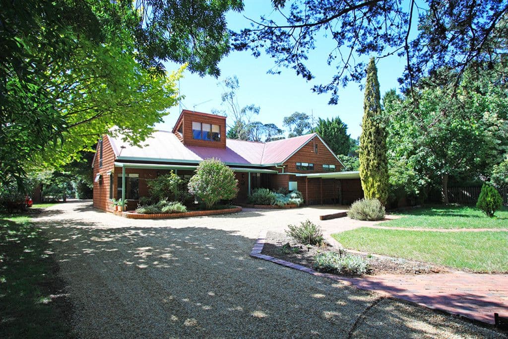 76 Ellendon Street, Bungendore - Image 1