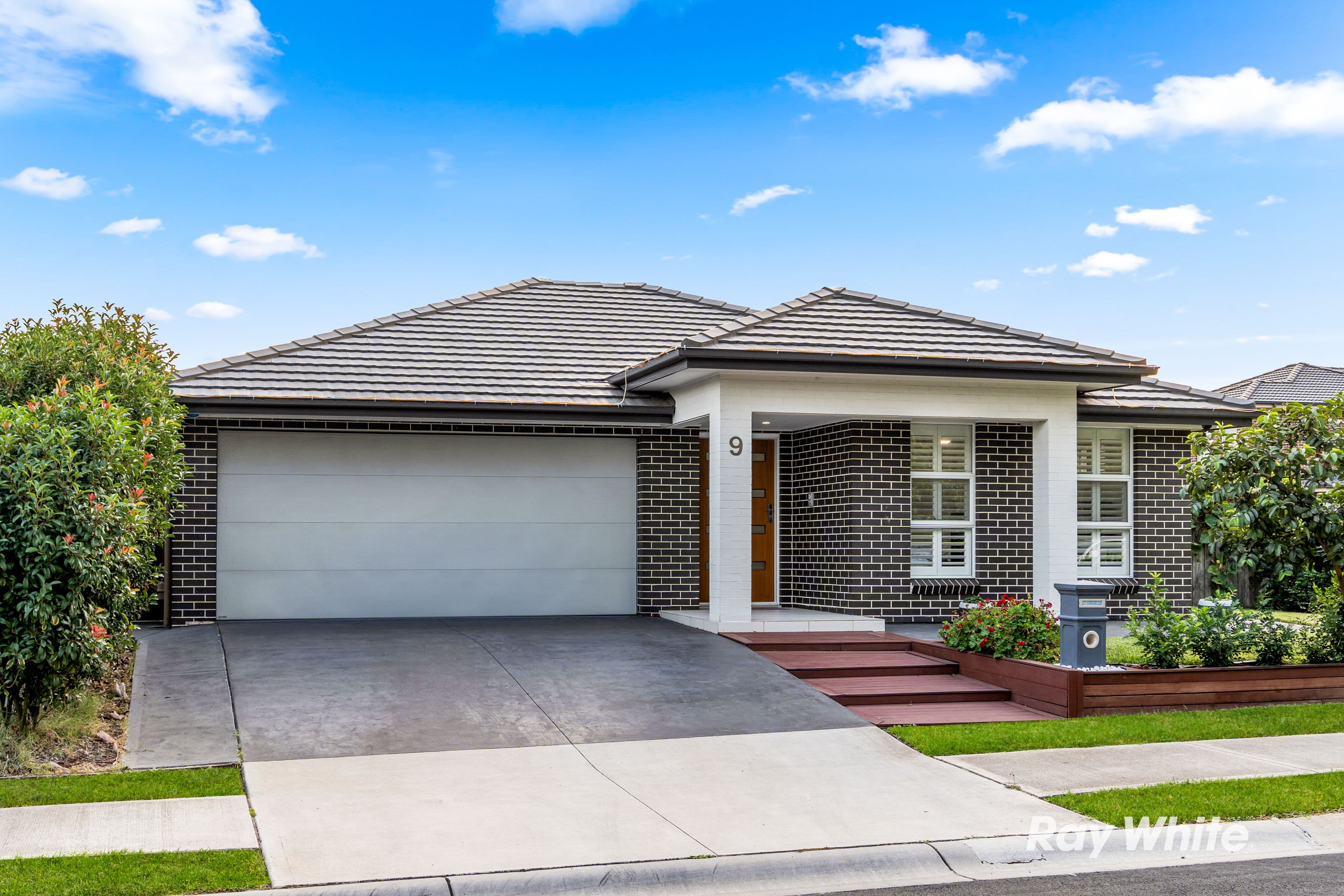 9 Pimlico Crescent, Colebee NSW 2761, Colebee - Image 1