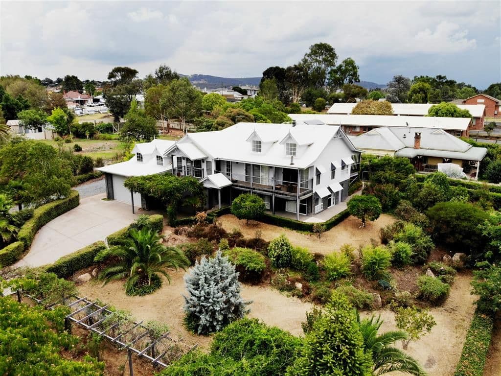 13 River Street, Tumut - Image 1