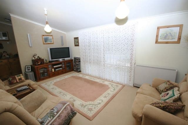 10 Powell Street, CLARE SA 5453, Clare - Thumbnail 7