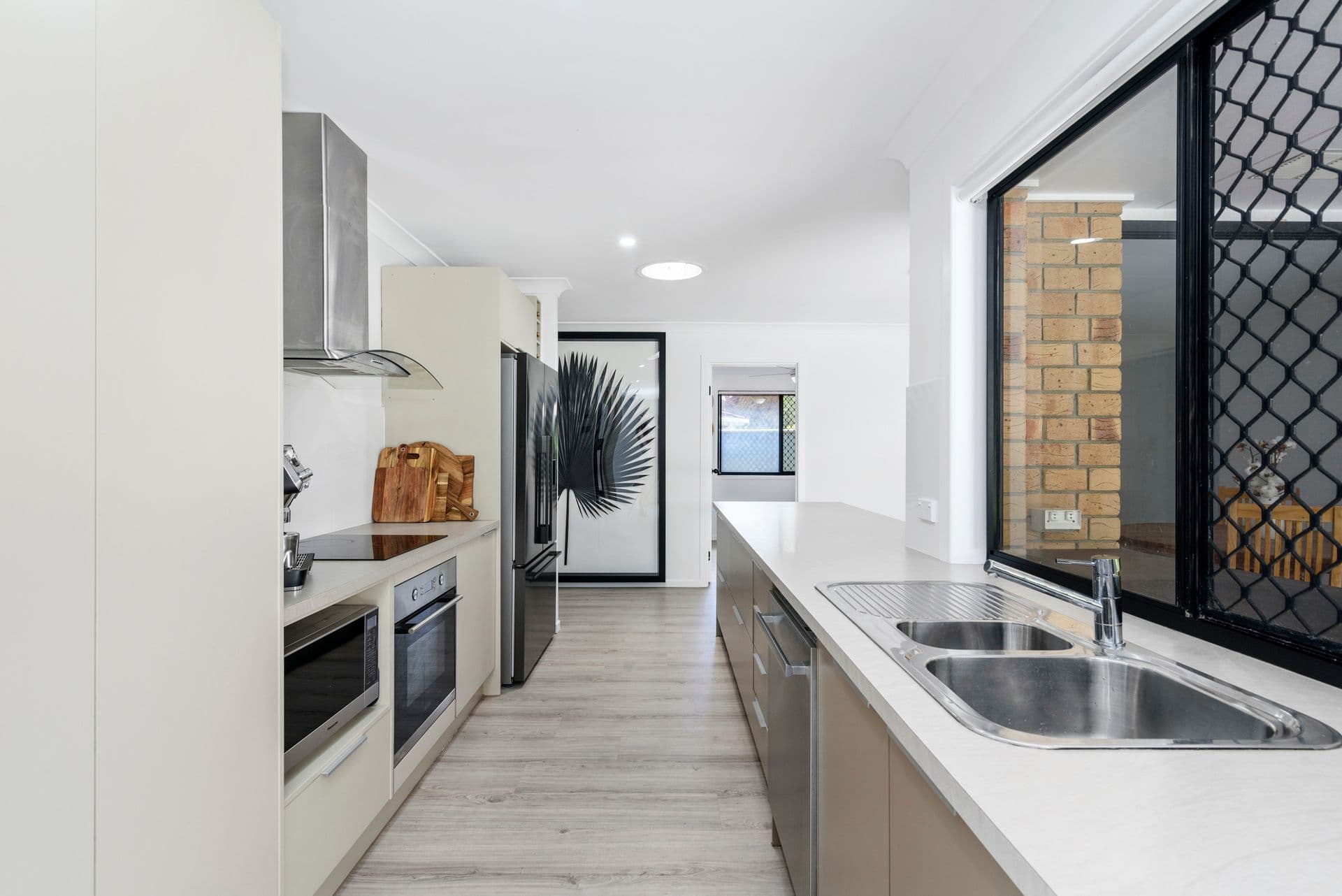 38 Togos Avenue, Currumbin Waters QLD 4223, Currumbin Waters - Thumbnail 3