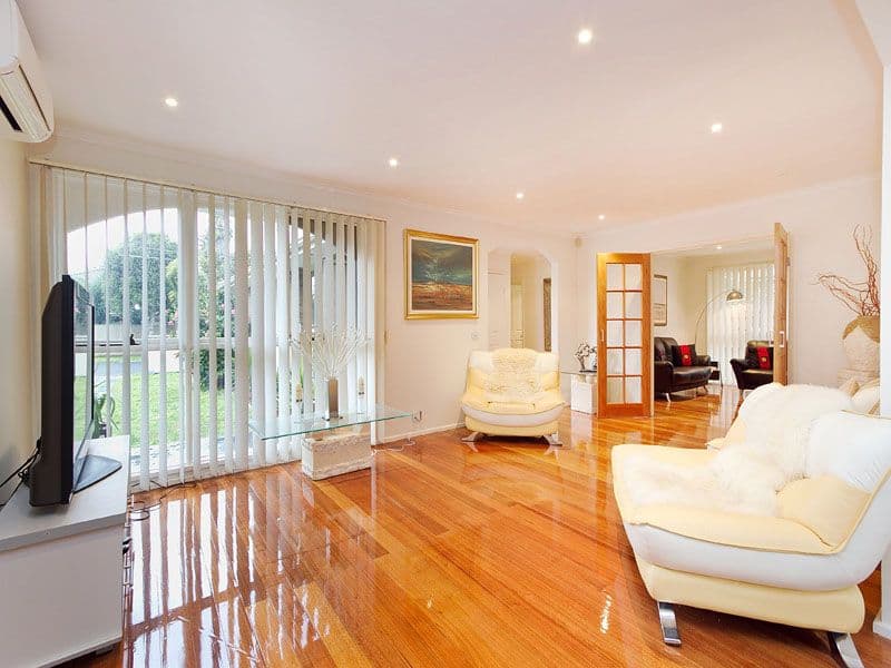 32 Village Drive, DINGLEY VILLAGE VIC 3172, Dingley Village - Thumbnail 2