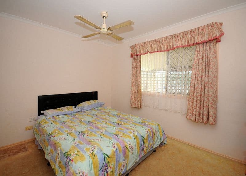 8 Rankin Street, POINT VERNON QLD 4655, Point Vernon - Thumbnail 8