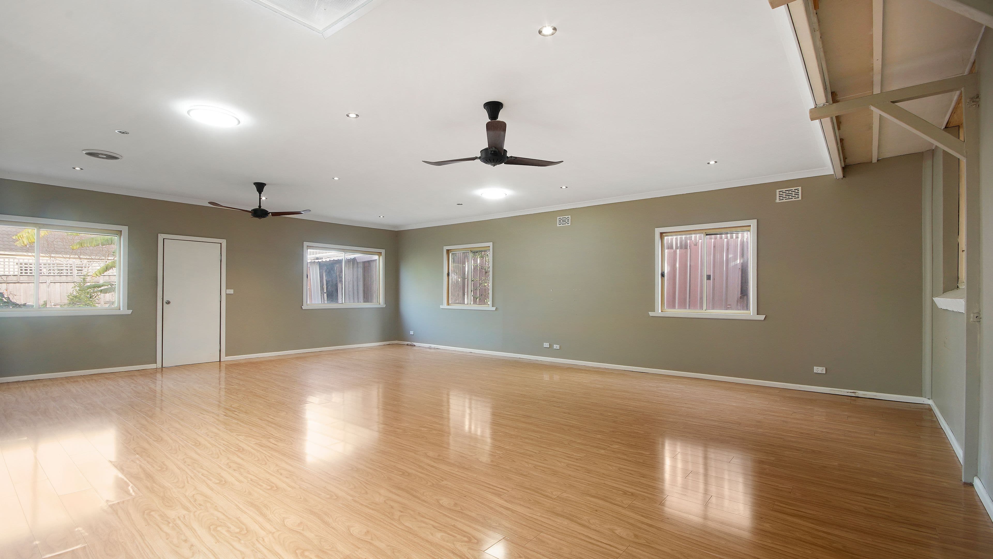 10 Eagle Court, Wodonga VIC 3690, Wodonga - Thumbnail 2