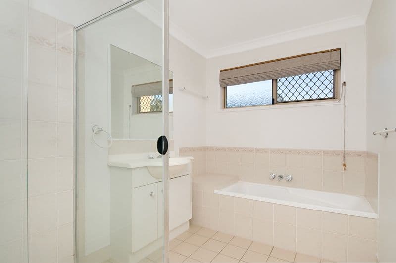 40 Mitchell Place, BELMONT QLD 4153, Belmont - Thumbnail 5