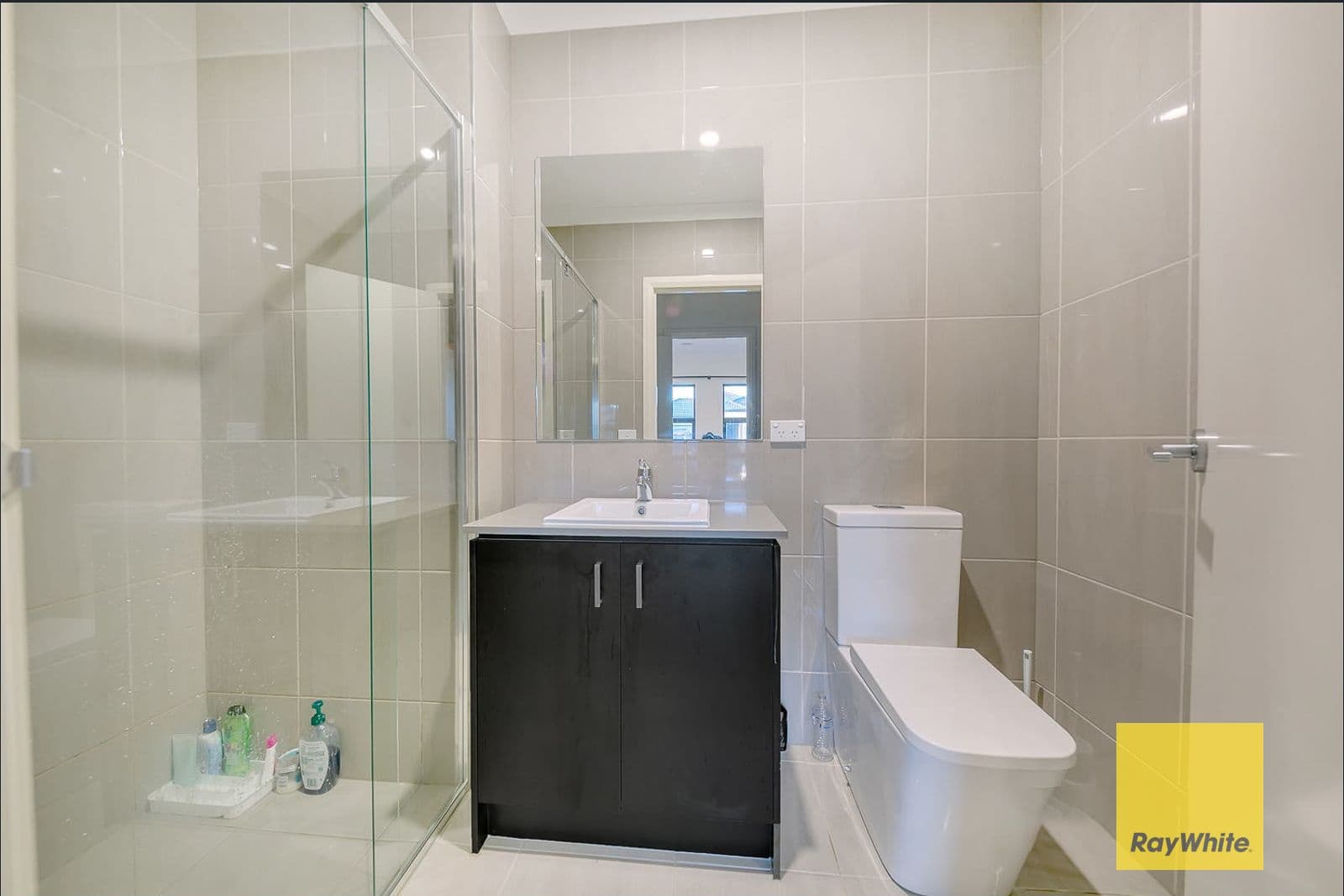 13 Spotted Way, Tarneit VIC 3029, Tarneit - Thumbnail 4