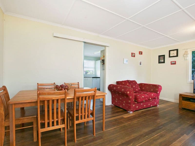 86 Brodie Street, Holland Park West QLD 4121, Holland Park West - Thumbnail 4