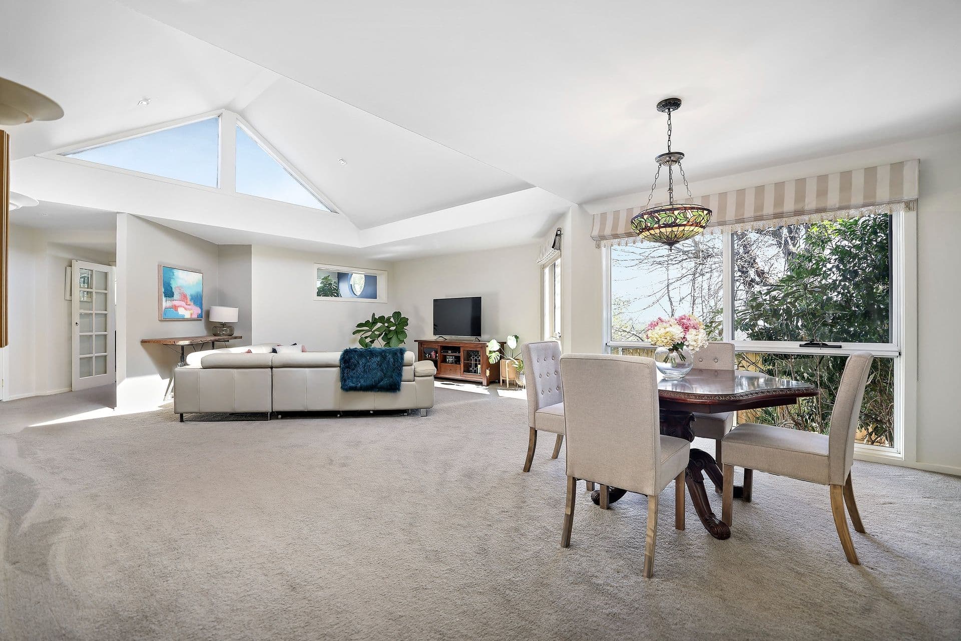 24 Edrington Park Drive, Berwick VIC 3806, Berwick - Thumbnail 5