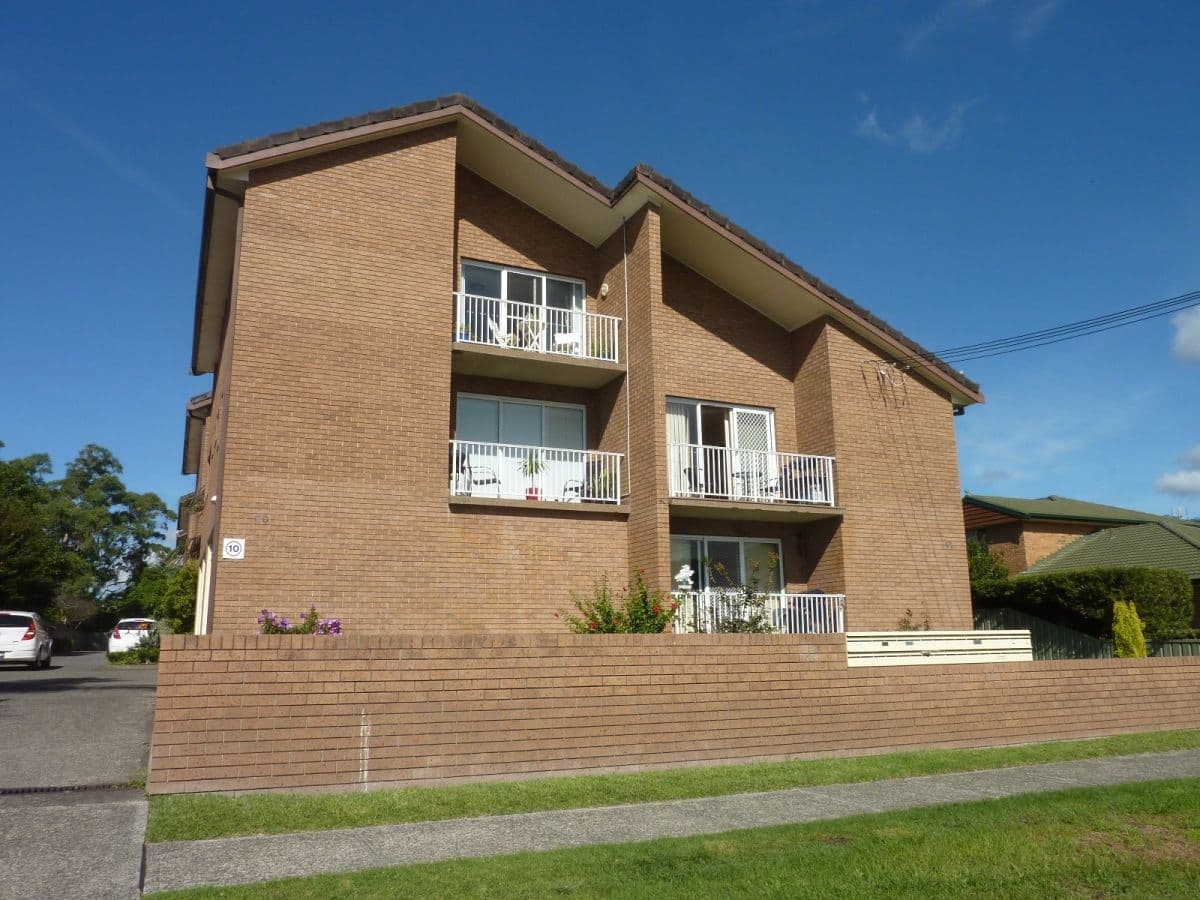 68 Russell Street, WOONONA NSW 2517, Woonona - Image 1