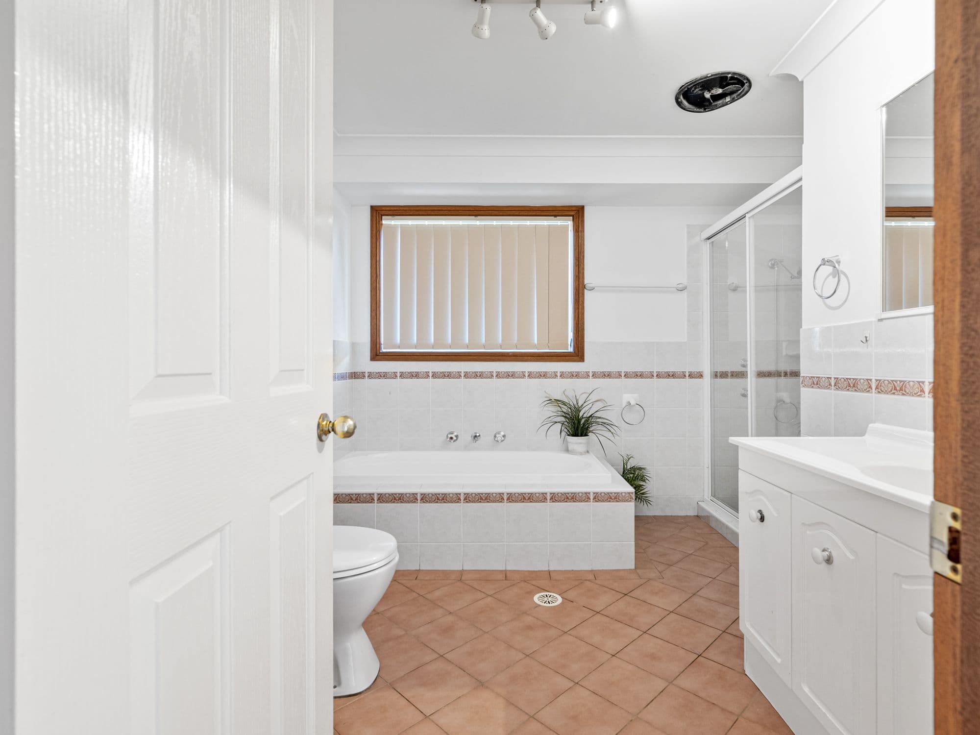 18 Tuart Circle, Narellan Vale NSW 2567, Narellan Vale - Thumbnail 8