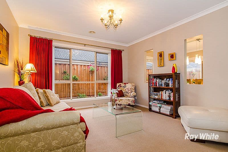 12 Yammerbook Way, Cranbourne East VIC 3977, Cranbourne East - Thumbnail 4