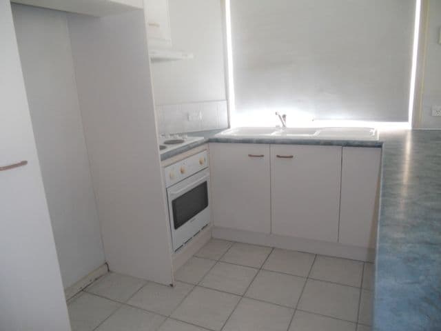 99 Greenacre Drive, Parkwood QLD 4214, Parkwood - Thumbnail 2