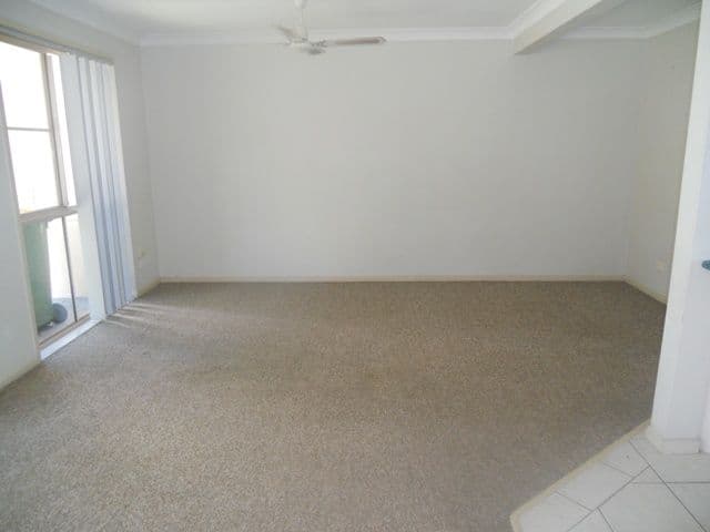 99 Greenacre Drive, Parkwood QLD 4214, Parkwood - Thumbnail 3