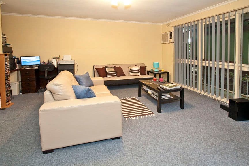 8 Hastings Avenue, BORONIA VIC 3155, Boronia - Thumbnail 2