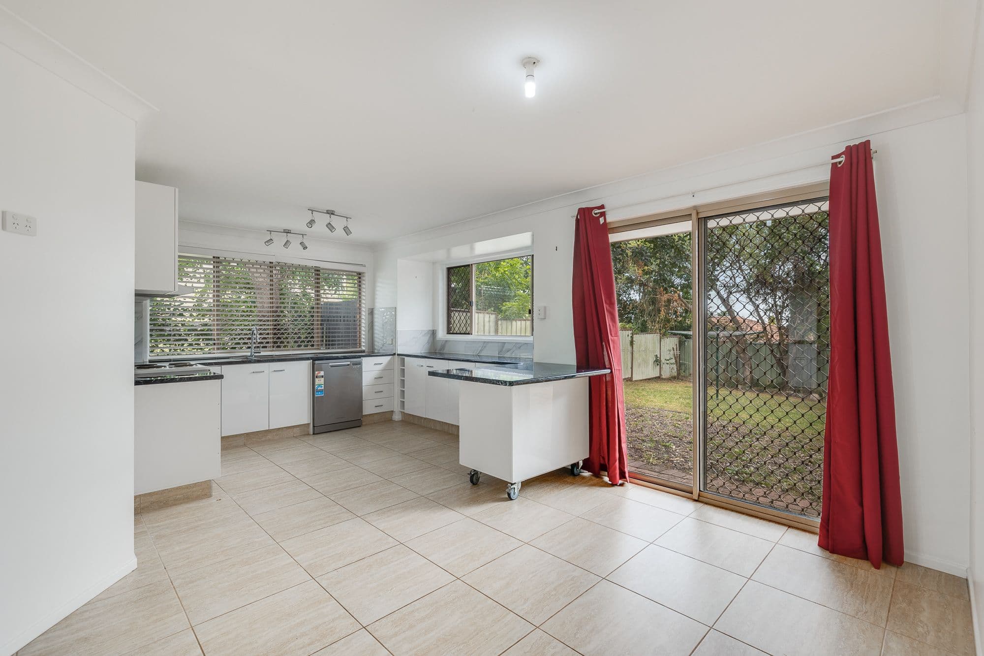 8 Lindemann Court, Wilsonton Heights QLD 4350, Wilsonton Heights - Thumbnail 5