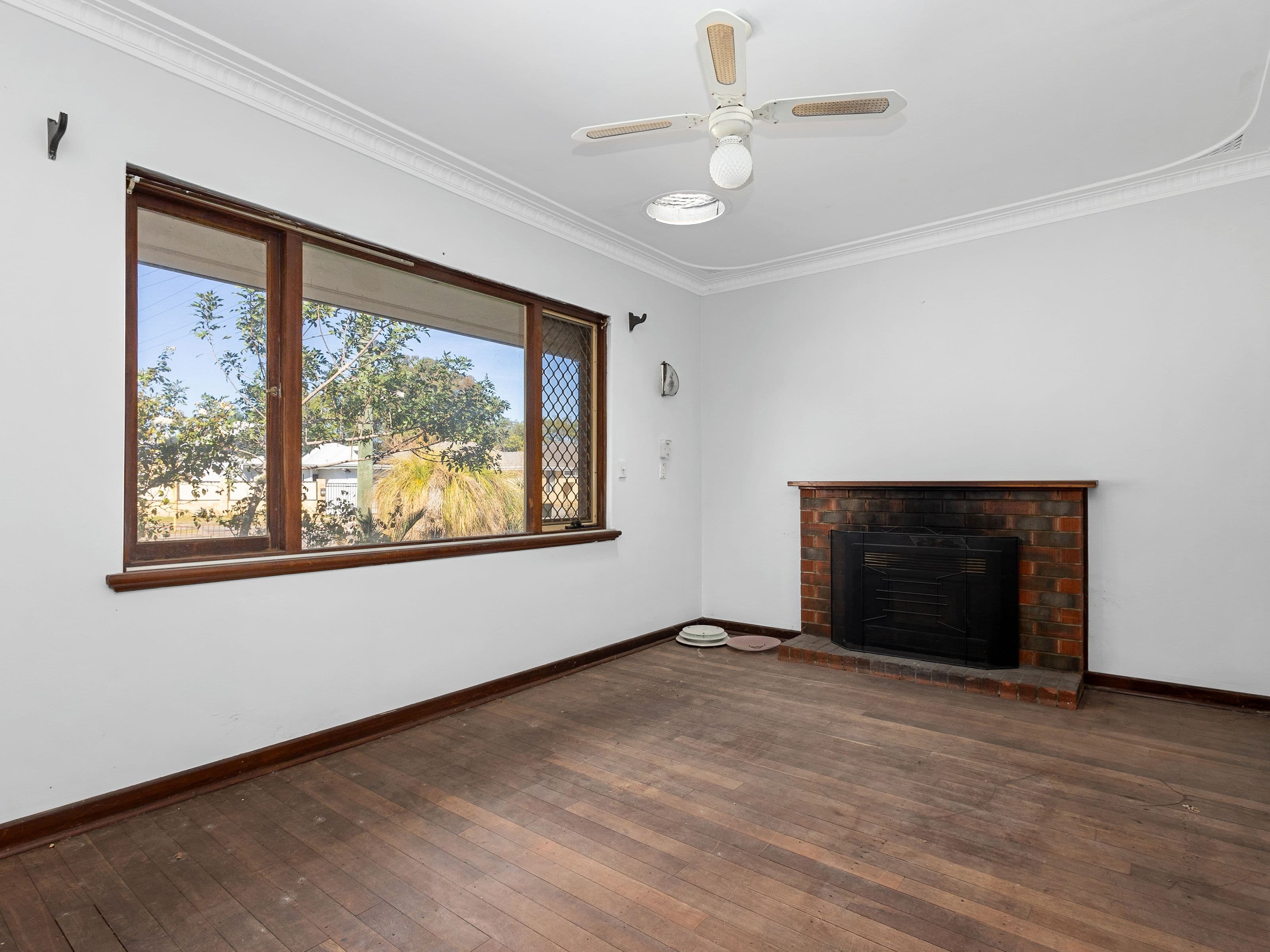 24 Gerard Street, East Cannington WA 6107, East Cannington - Thumbnail 4