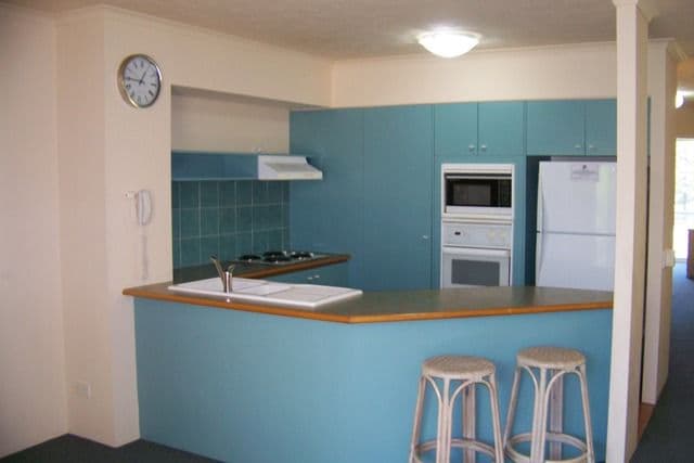 Apartment 114 'Diamond Beach', 10 Alexandra Avenue, MERMAID BEACH QLD 4218, Mermaid Beach - Thumbnail 4