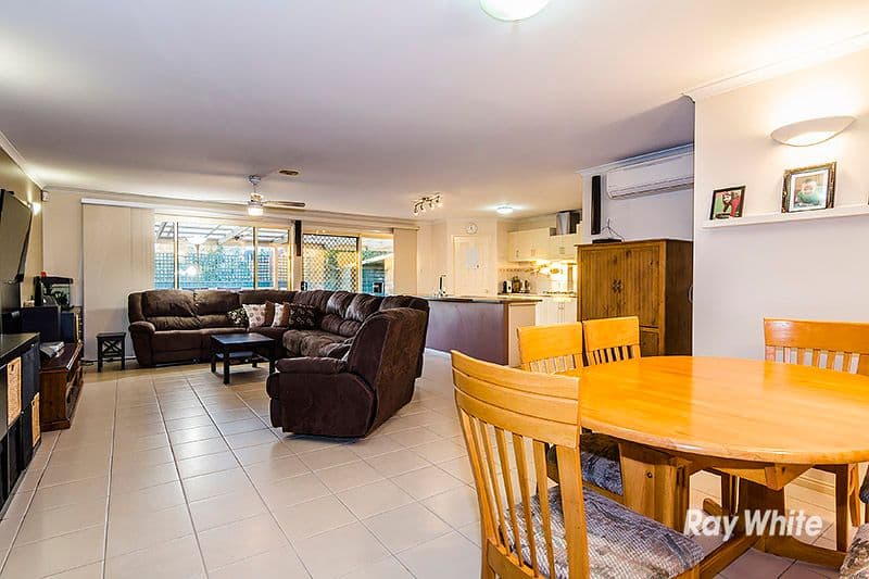 23 Harrington Drive, Narre Warren South VIC 3805, Narre Warren South - Thumbnail 3