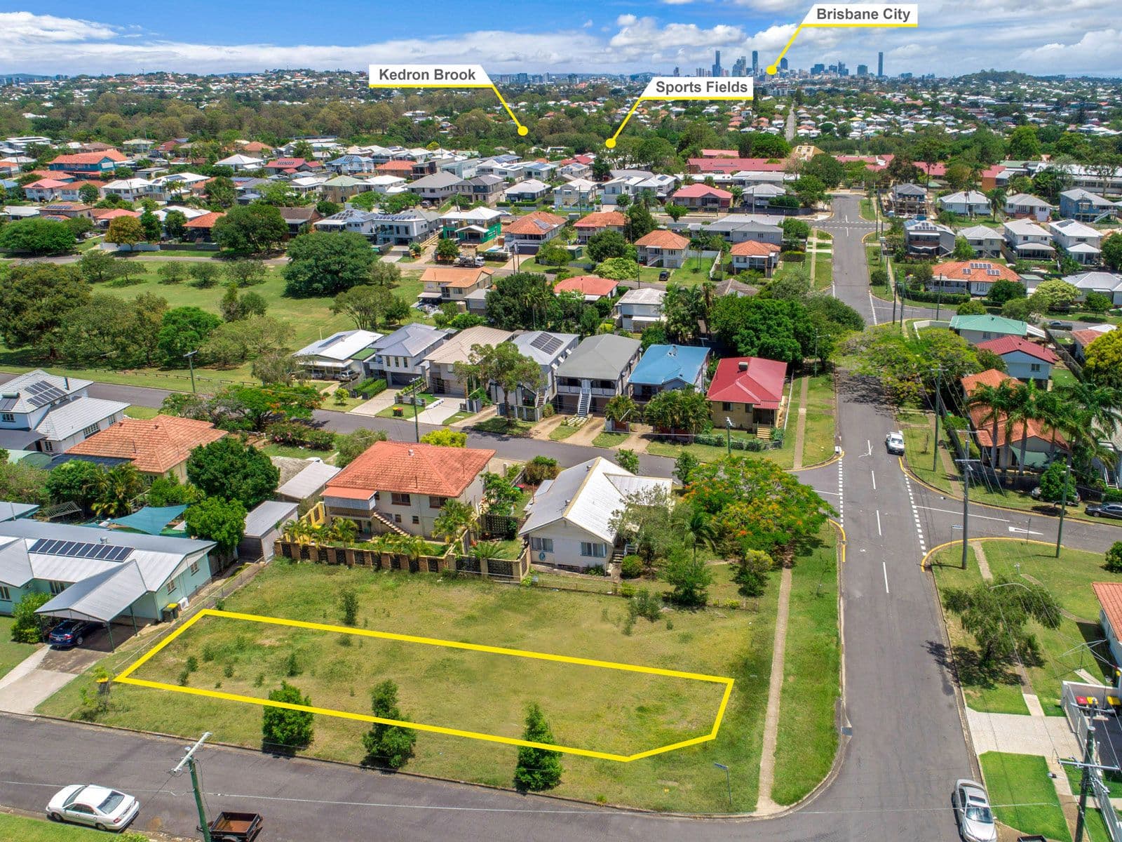 20 Telopia Avenue, Wavell Heights QLD 4012, Wavell Heights - Thumbnail 2