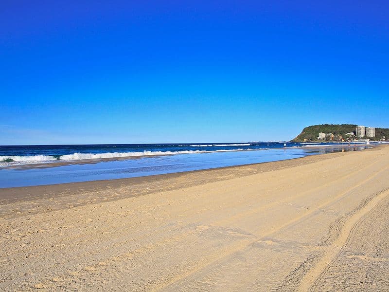 6 Fifth Avenue, BURLEIGH HEADS QLD 4220, Burleigh Heads - Thumbnail 6