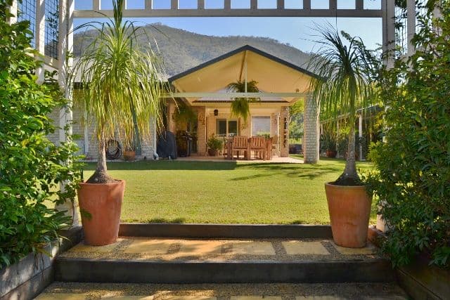 39 Carnarvon Drive, BEERWAH QLD 4519, Beerwah - Thumbnail 2