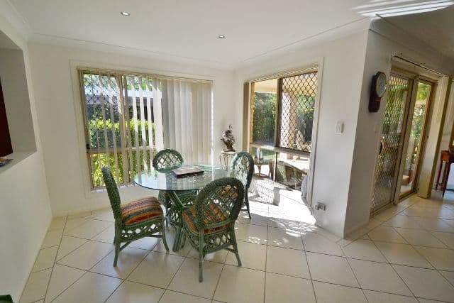 39 Carnarvon Drive, BEERWAH QLD 4519, Beerwah - Thumbnail 5
