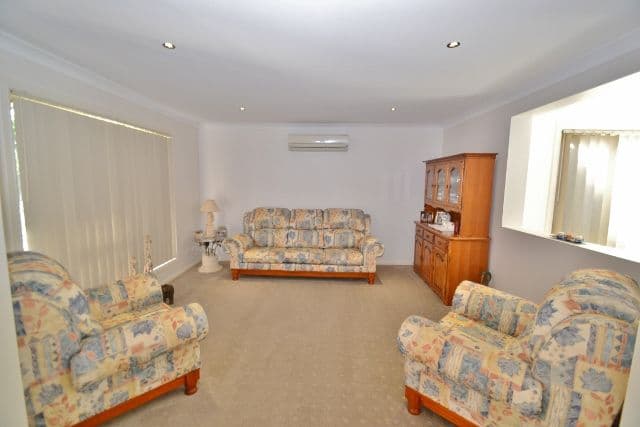 39 Carnarvon Drive, BEERWAH QLD 4519, Beerwah - Thumbnail 6