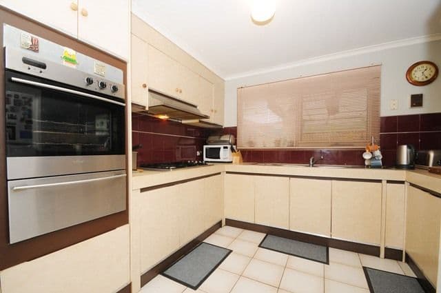 22 Sanderling Street, WERRIBEE VIC 3030, Werribee - Thumbnail 3
