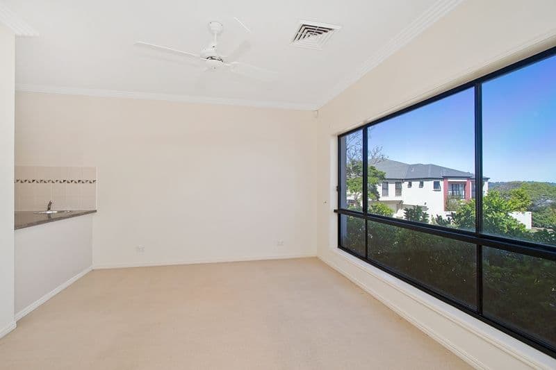 7 Winton Terrace, VARSITY LAKES QLD 4227, Varsity Lakes - Thumbnail 7